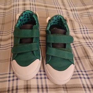 Cat & Jack Green frog shoes size 9